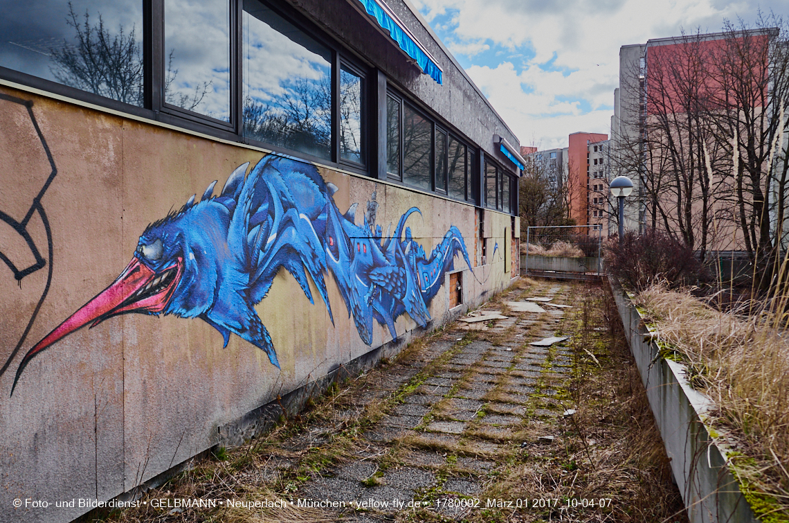 01.03.2017 - die Abrissbaustelle Quiddezentrum in Neuperlach